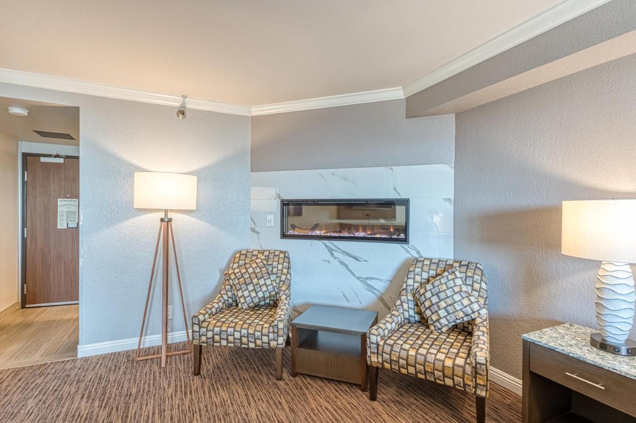 Amanzi Hotel, Ascend Collection Hotel