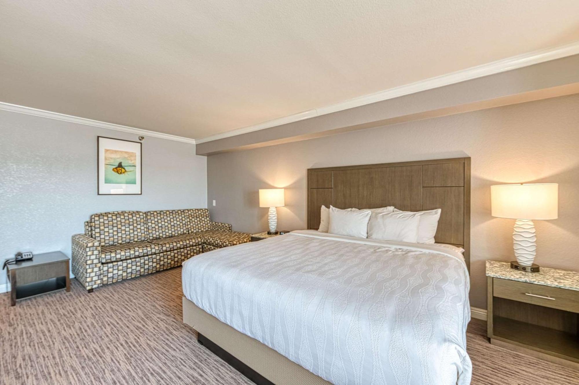Amanzi Hotel, Ascend Collection Hotel 2*