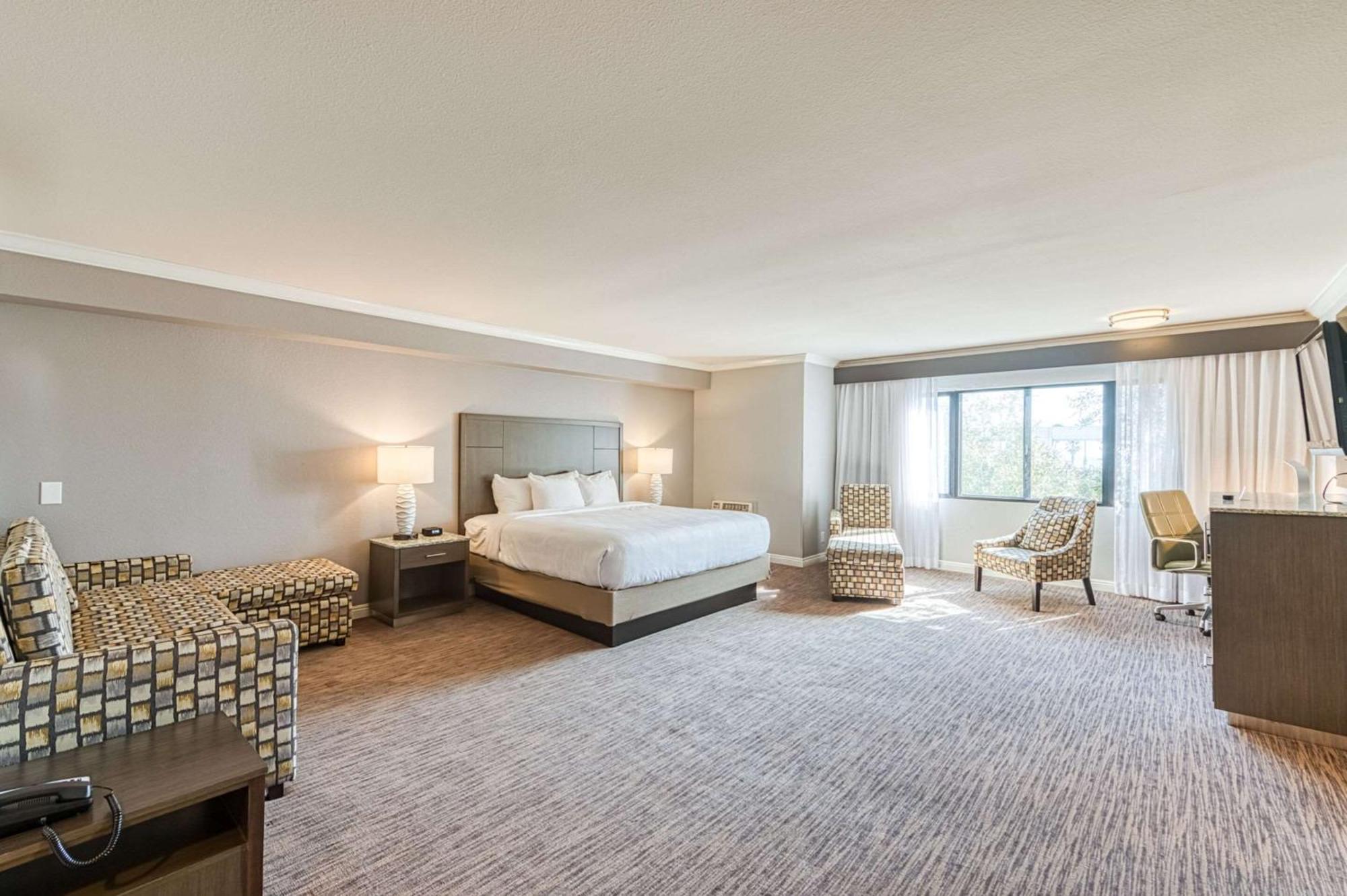 Amanzi Hotel, Ascend Collection
