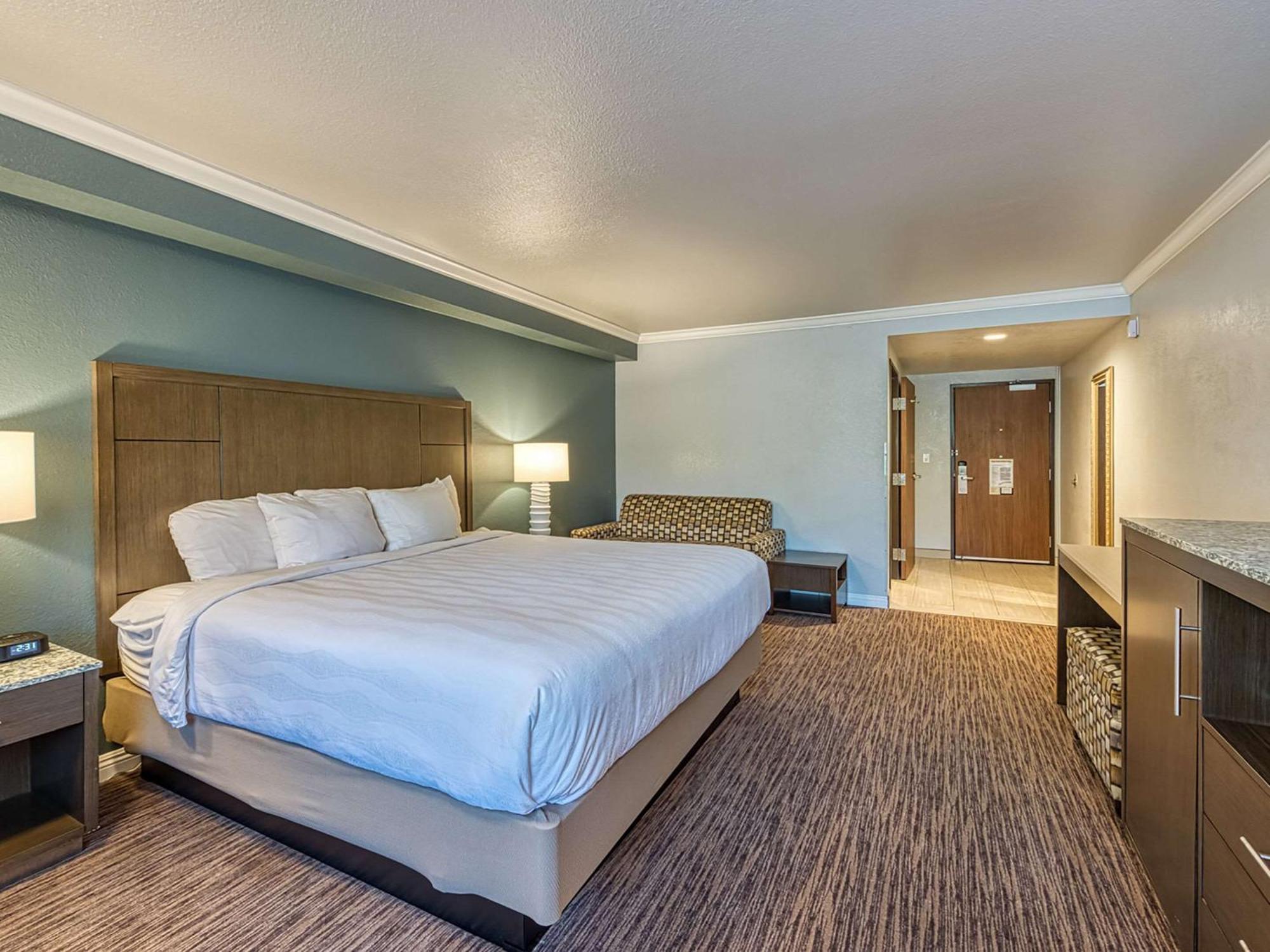 Amanzi Hotel, Ascend Collection Ventura