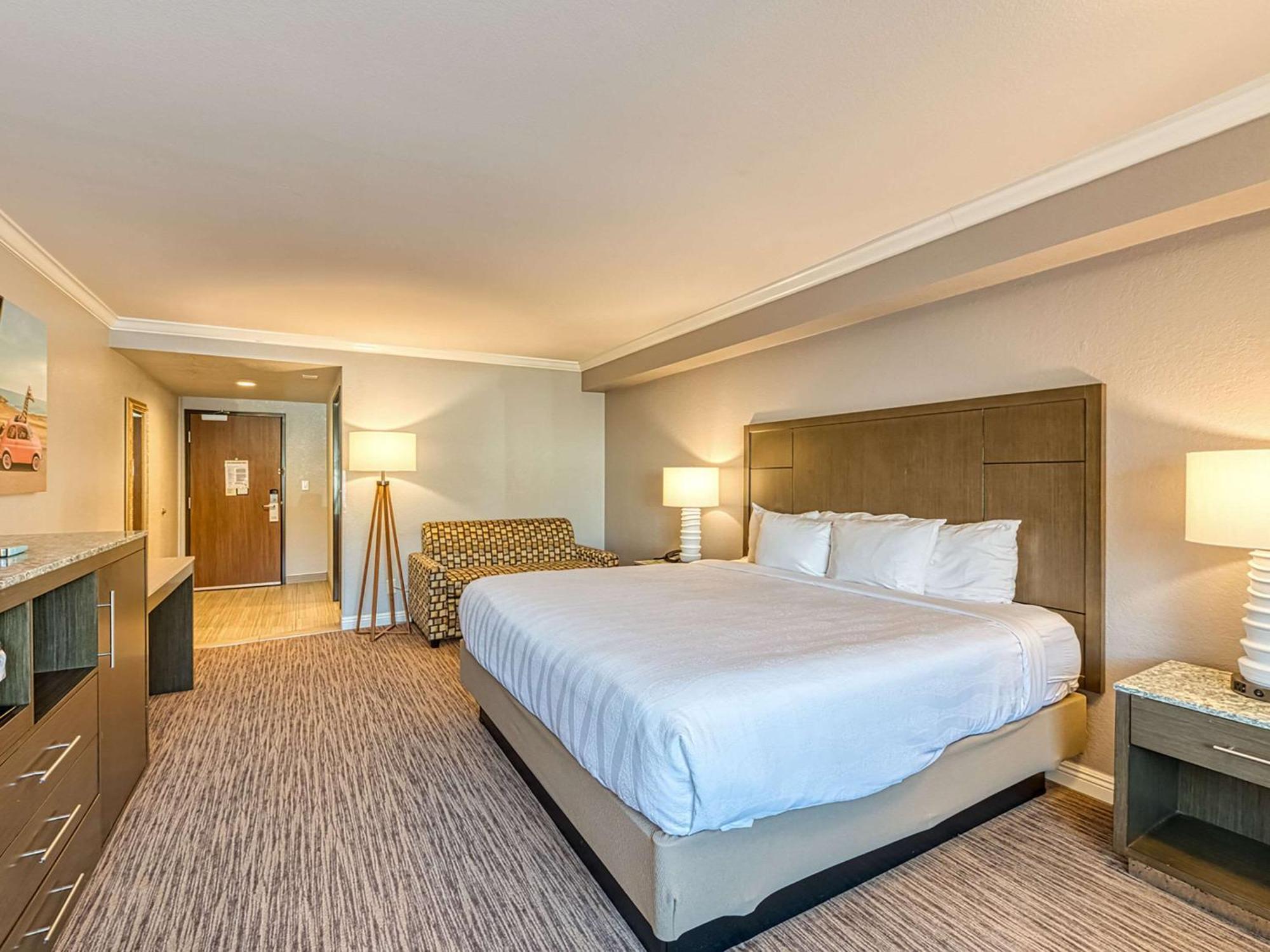 Amanzi Hotel, Ascend Collection Hotel Ventura