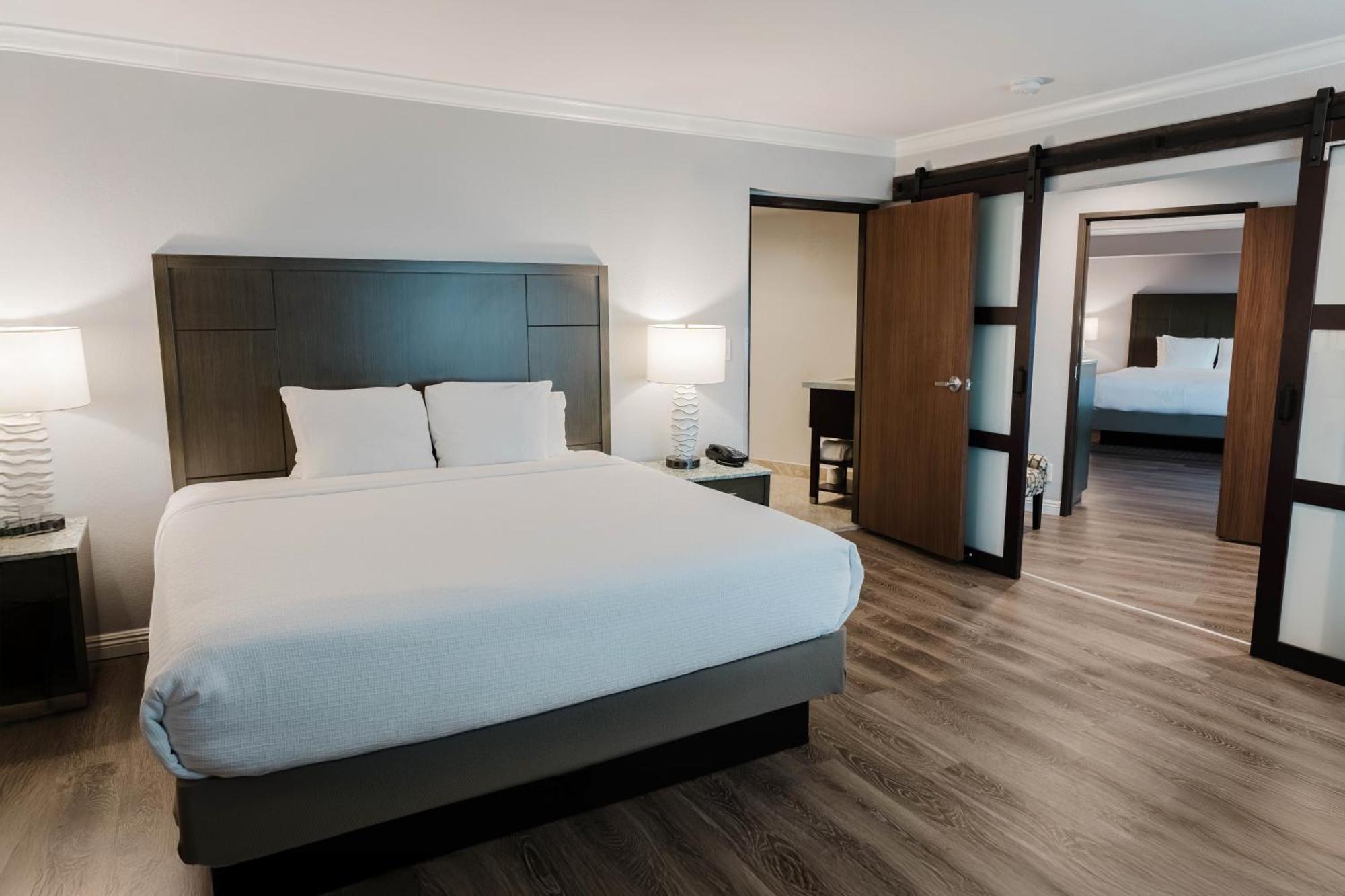 Amanzi Hotel, Ascend Collection