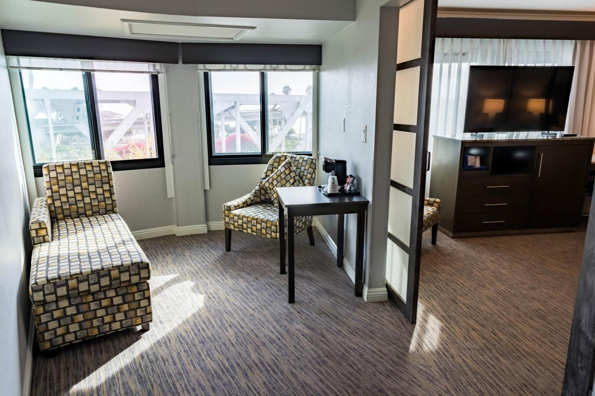 Amanzi Hotel, Ascend Collection Ventura